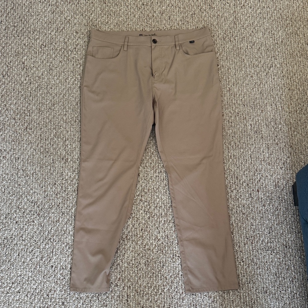 Travis Mathew Men's Tan Chinos